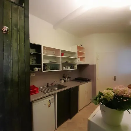 Nad Náměstím *