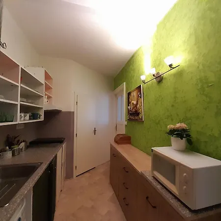 Nad Namestim Apartmán